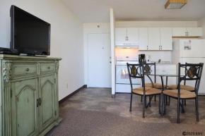 Estero Beach & Tennis 105B by Kathy Nesbit Vacations